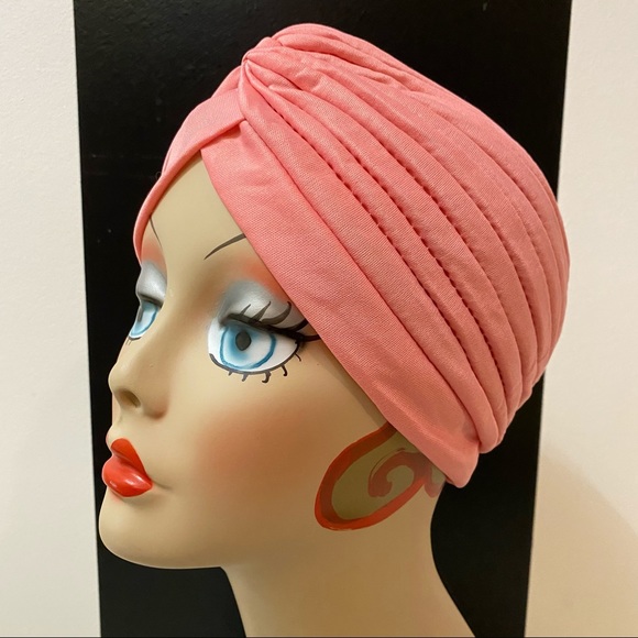 Peachy pink retro vintage style turban cloche hat - Picture 4 of 4